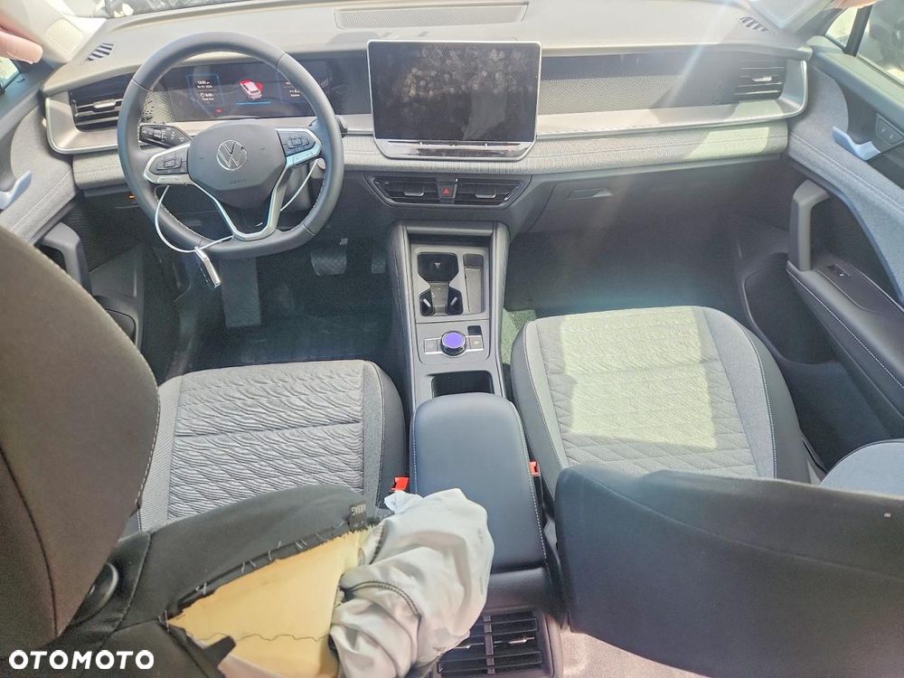 Volkswagen Tiguan - 8