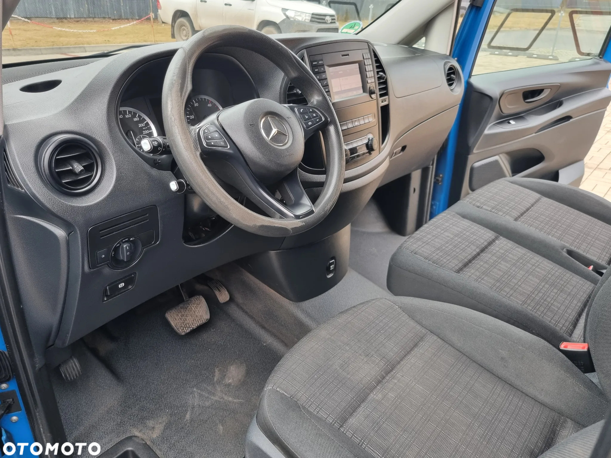 Mercedes-Benz Vito - 22