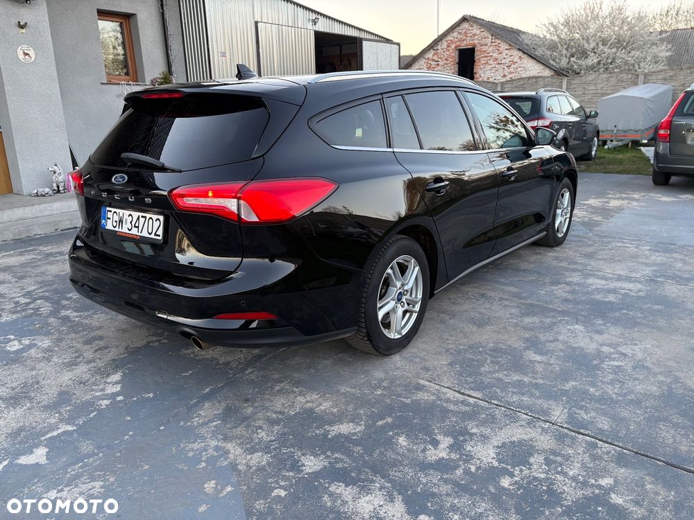 Ford Focus 1.0 EcoBoost Titanium X - 5