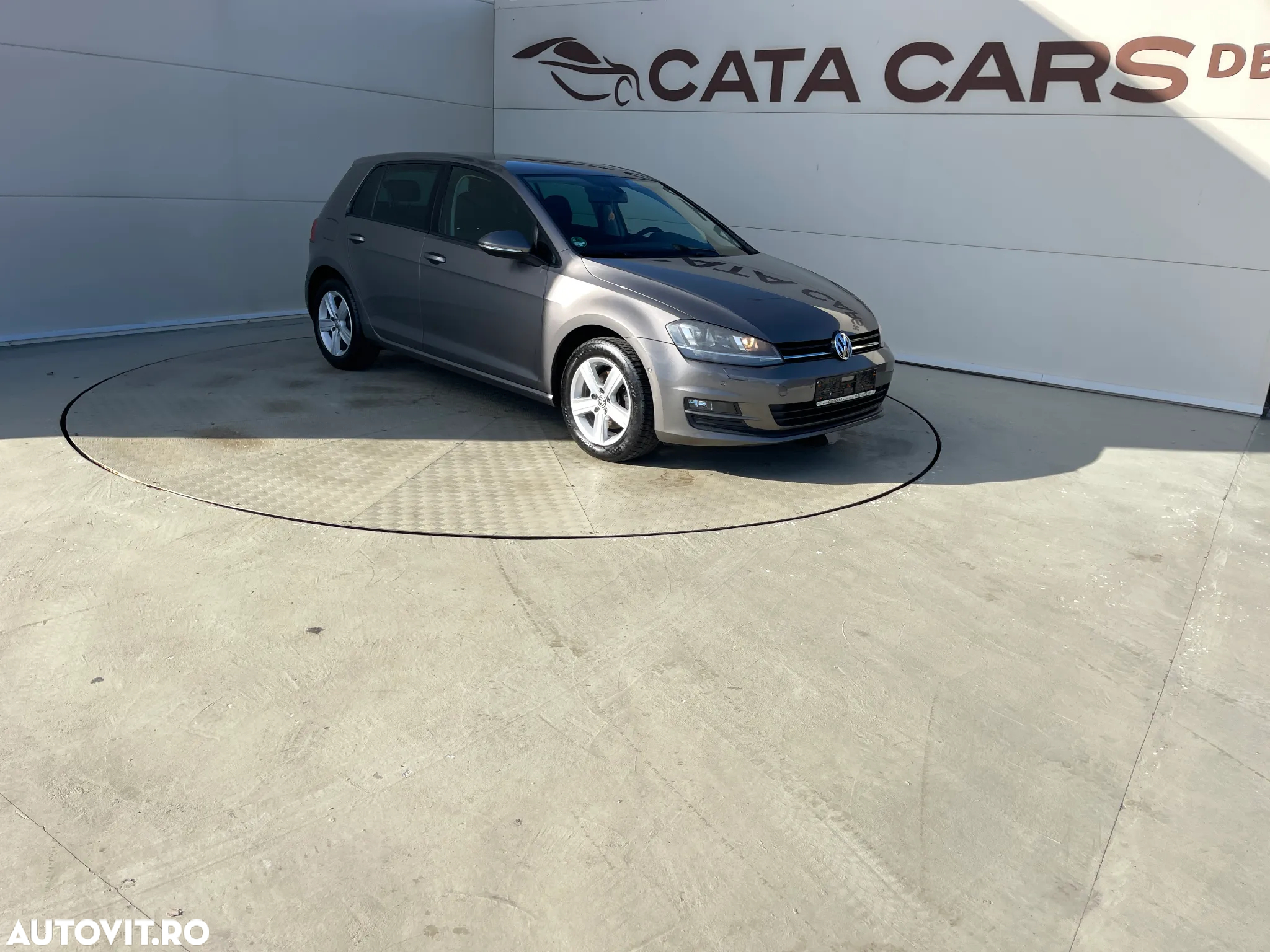 Volkswagen Golf 1.4 TSI DSG Comfortline - 21