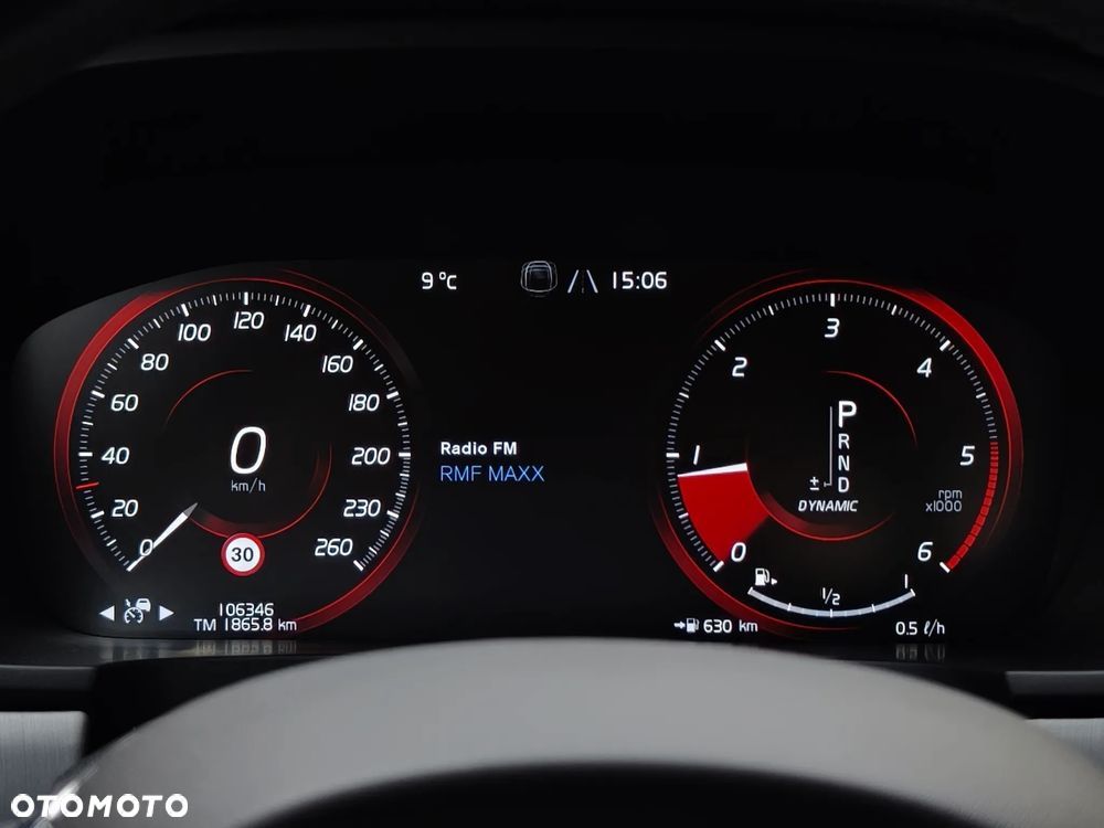 Volvo S90 D4 Momentum Pro - 27
