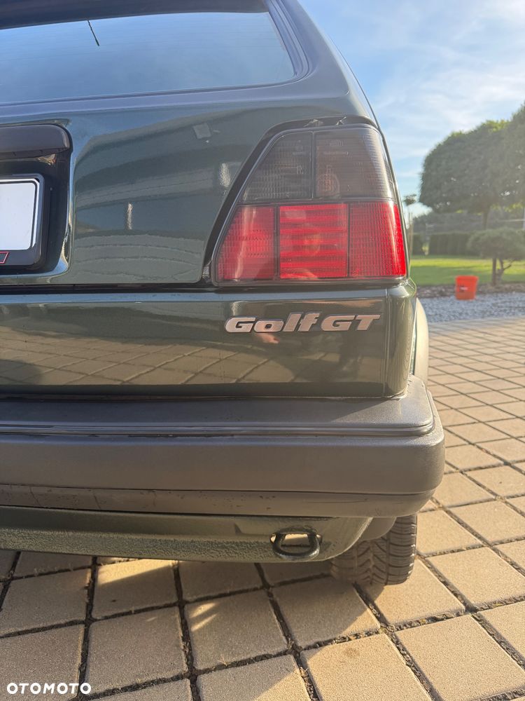 Volkswagen Golf - 5