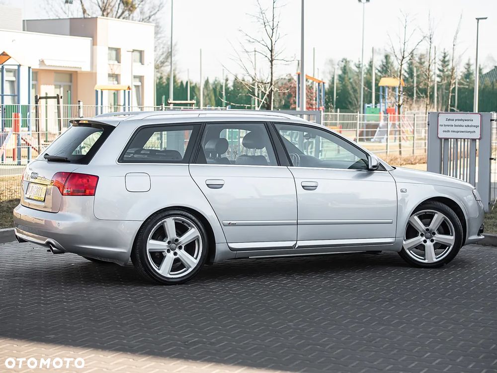 Audi A4 Avant - 14