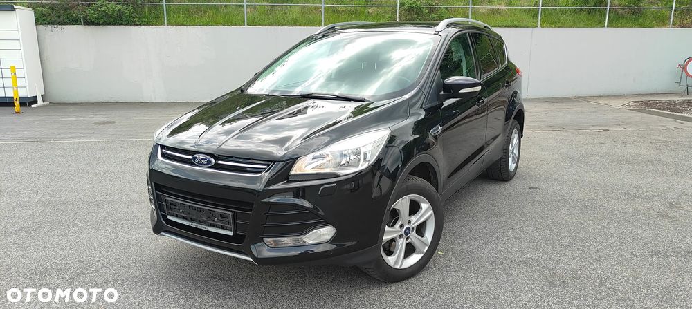 Ford Kuga 1.5 EcoBoost 2x4 Trend - 25