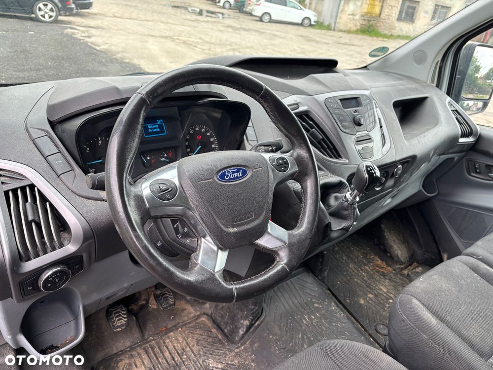 Ford Transit Custom L1H1 Klima Hak Tempomat Relingi Nowy rozrząd - 14