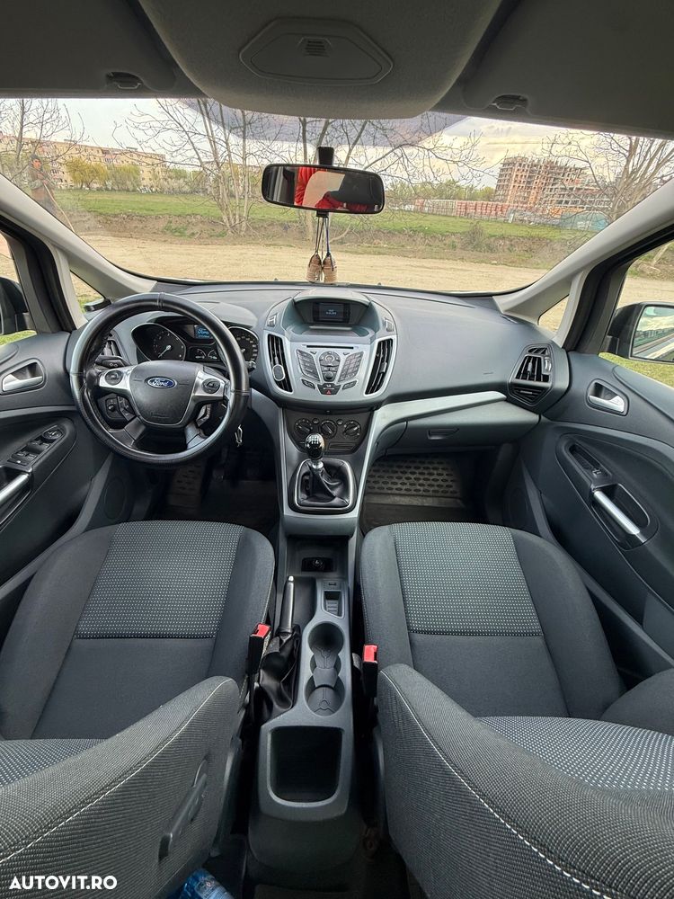 Ford Grand C-Max - 9