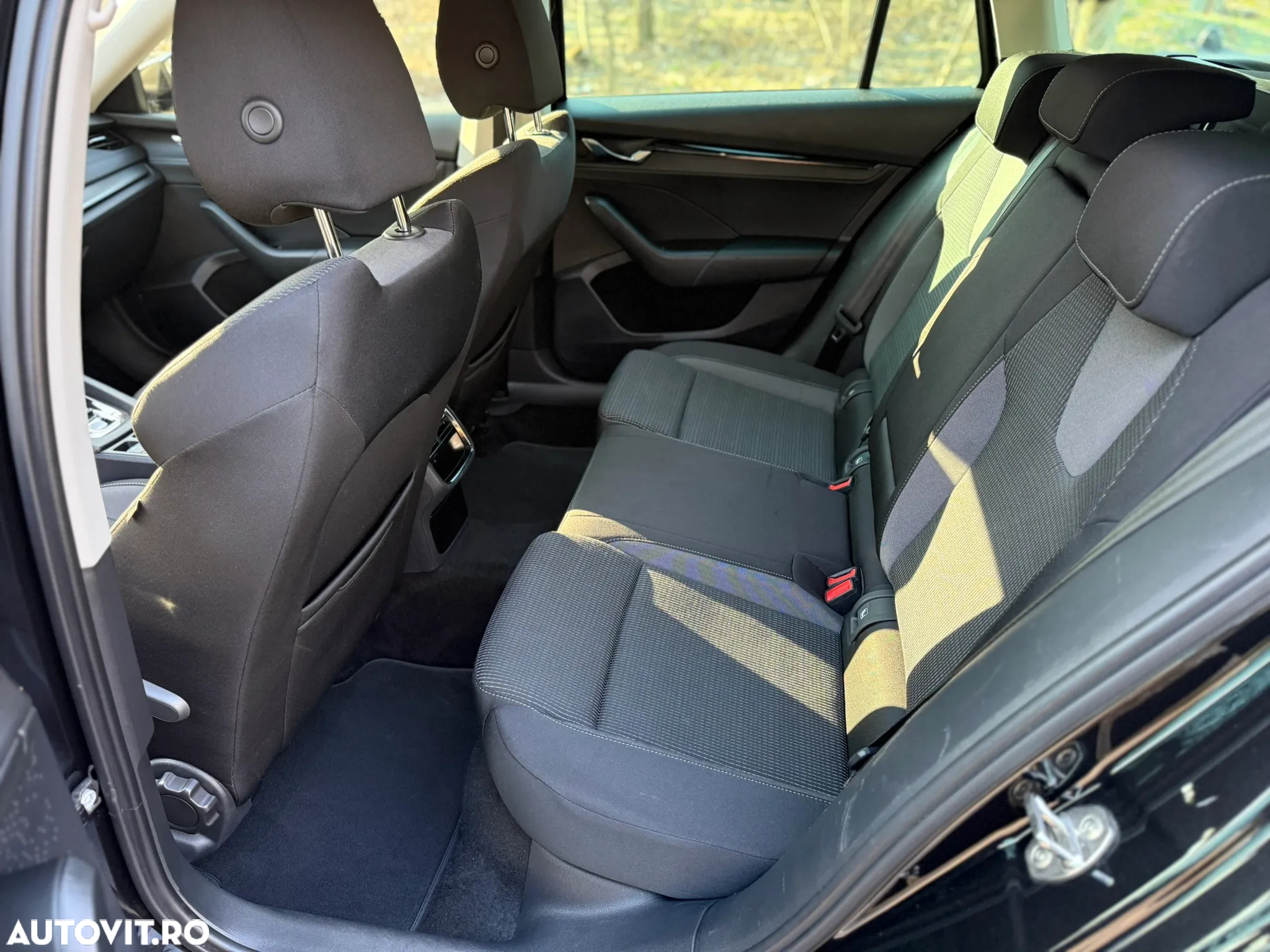 Skoda Octavia Combi 1.0 TSI DSG Mild Hybrid Ambition - 12
