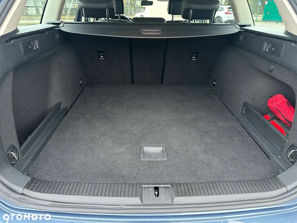 Volkswagen Passat 2.0 TDI BMT Highline - 17