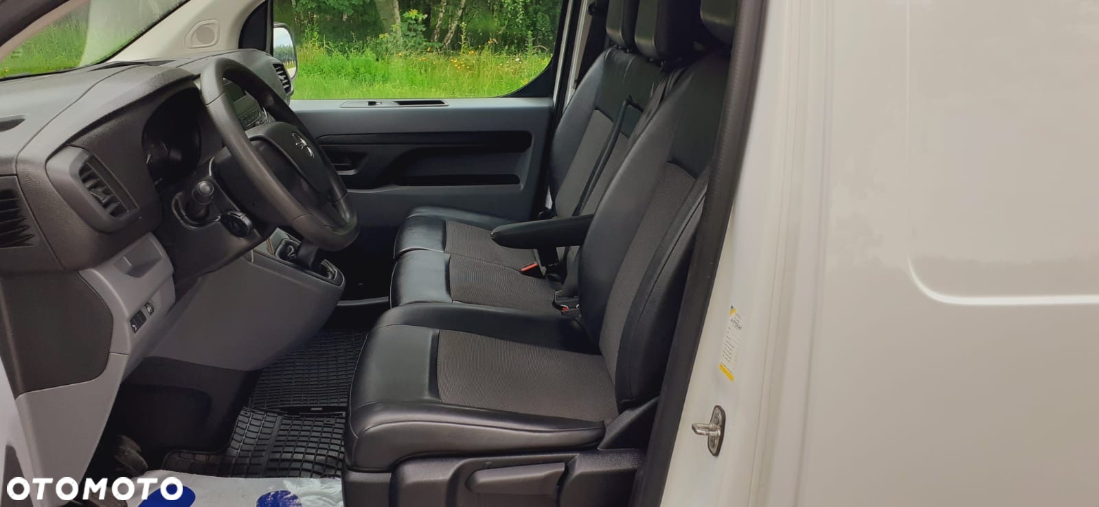 Opel Vivaro - 15