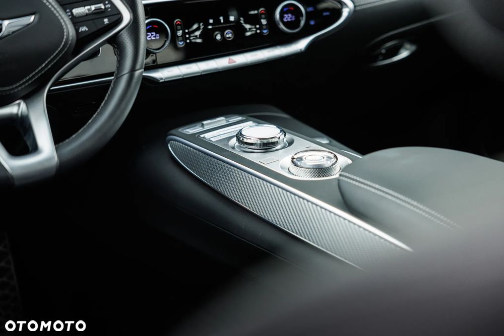 Genesis GV70 2.2 AWD AT8 Luxury Line - 33