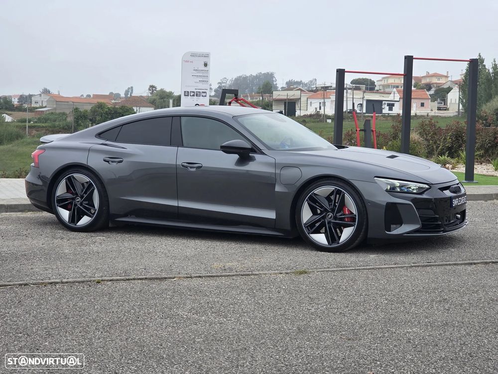 Audi e-tron GT quattro - 10