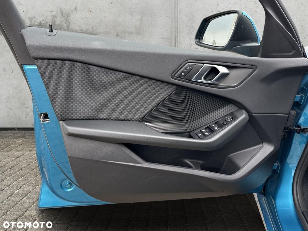 BMW Seria 1 - 18