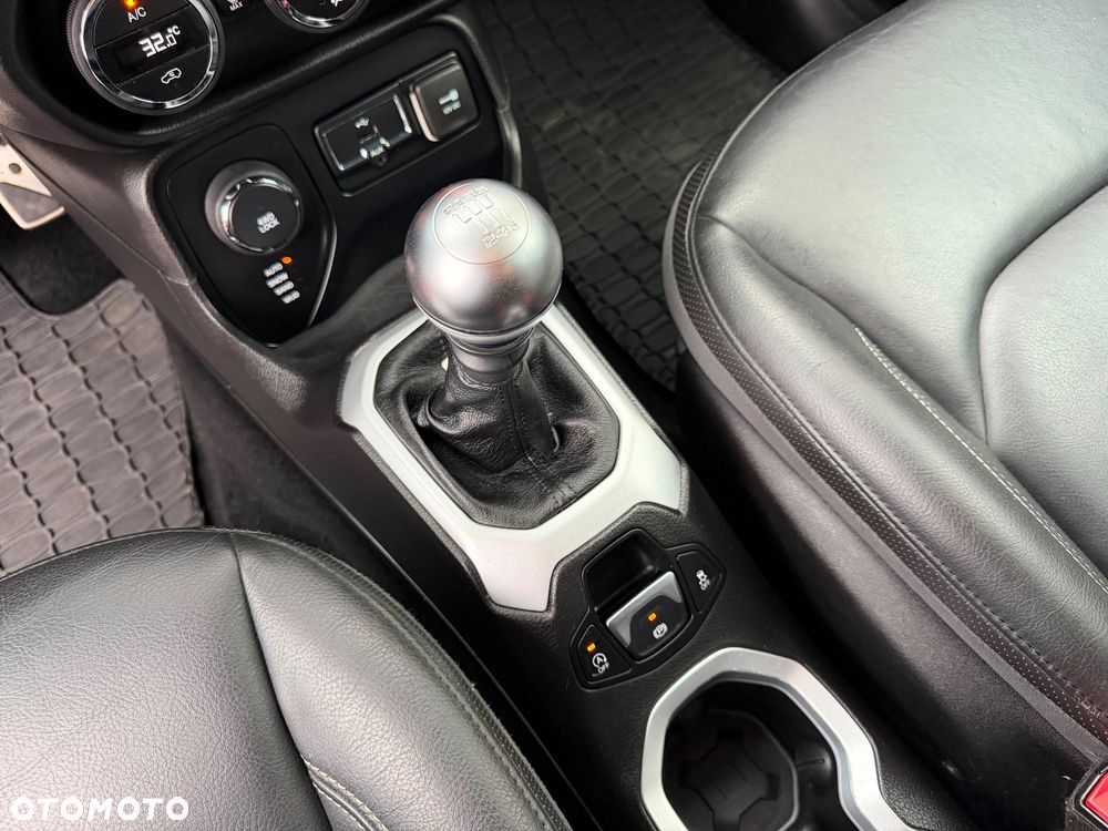 Jeep Renegade - 19