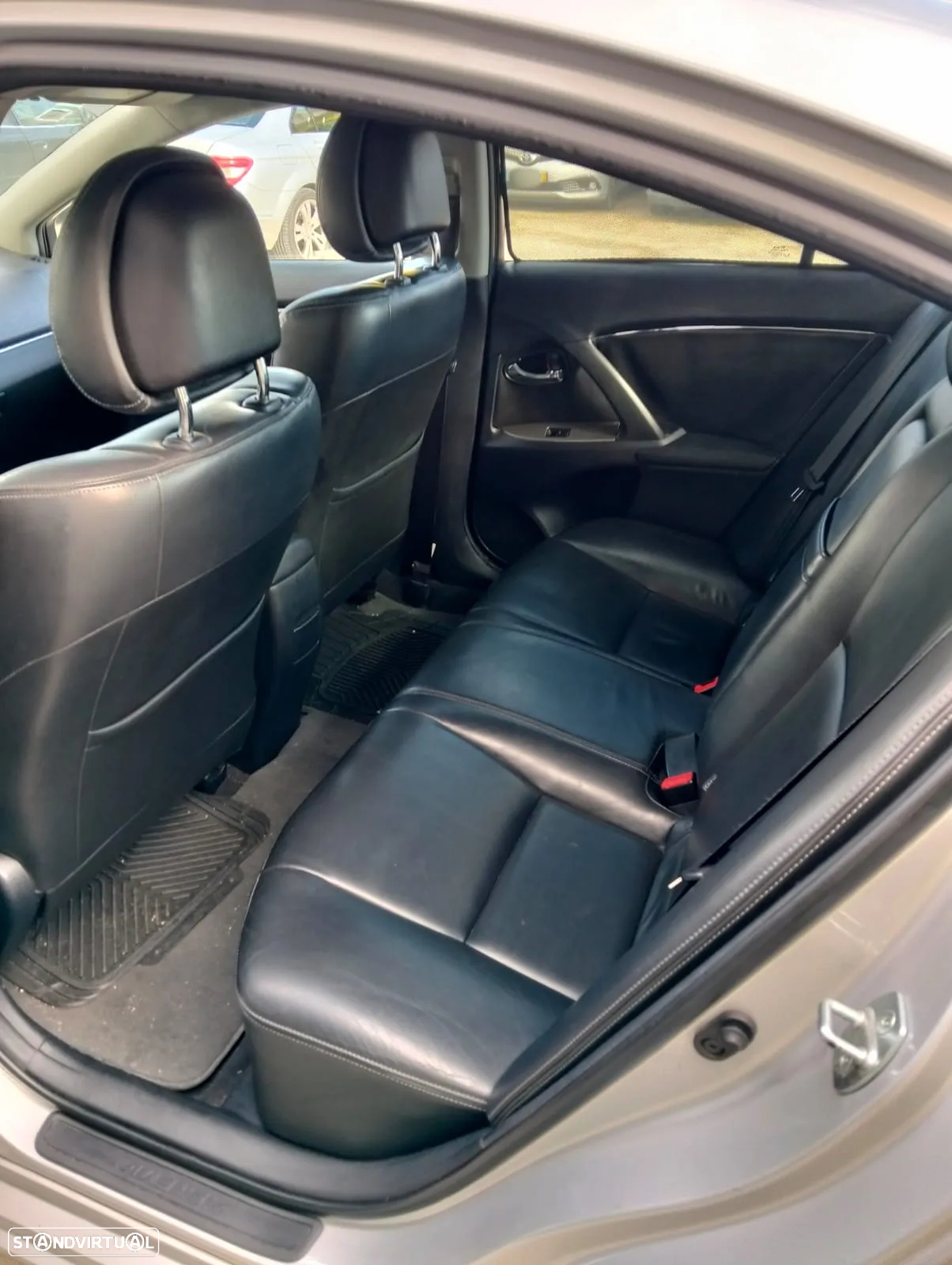Toyota Avensis SD 2.0 D-4D Exclusive +Pele+GPS - 6
