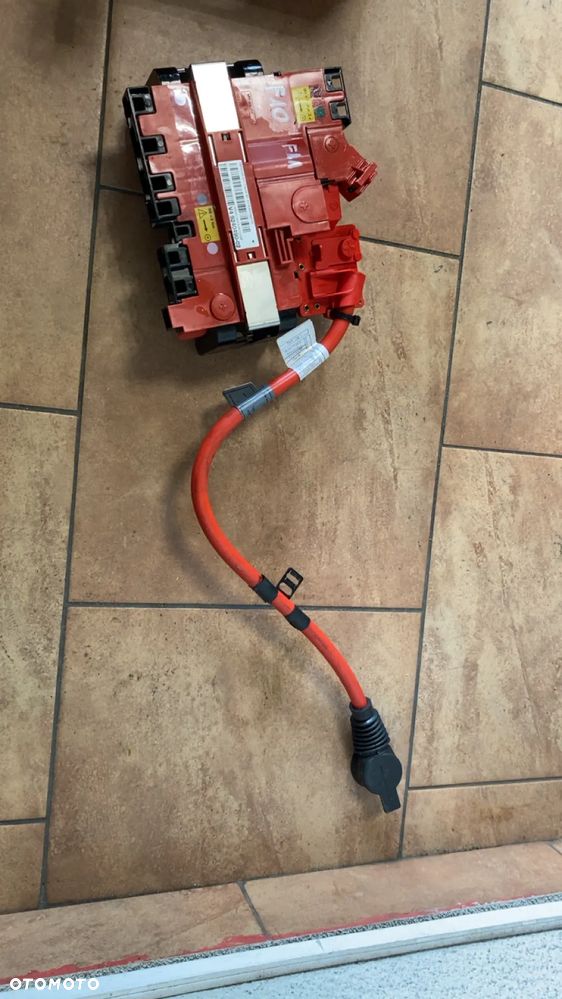 BMW 5 F10 F11 KABEL PRZEWÓD PLUSOWY AKUMULATORA ROZDZIELACZ 9240490