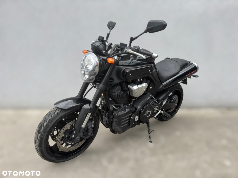 Yamaha MT - 6