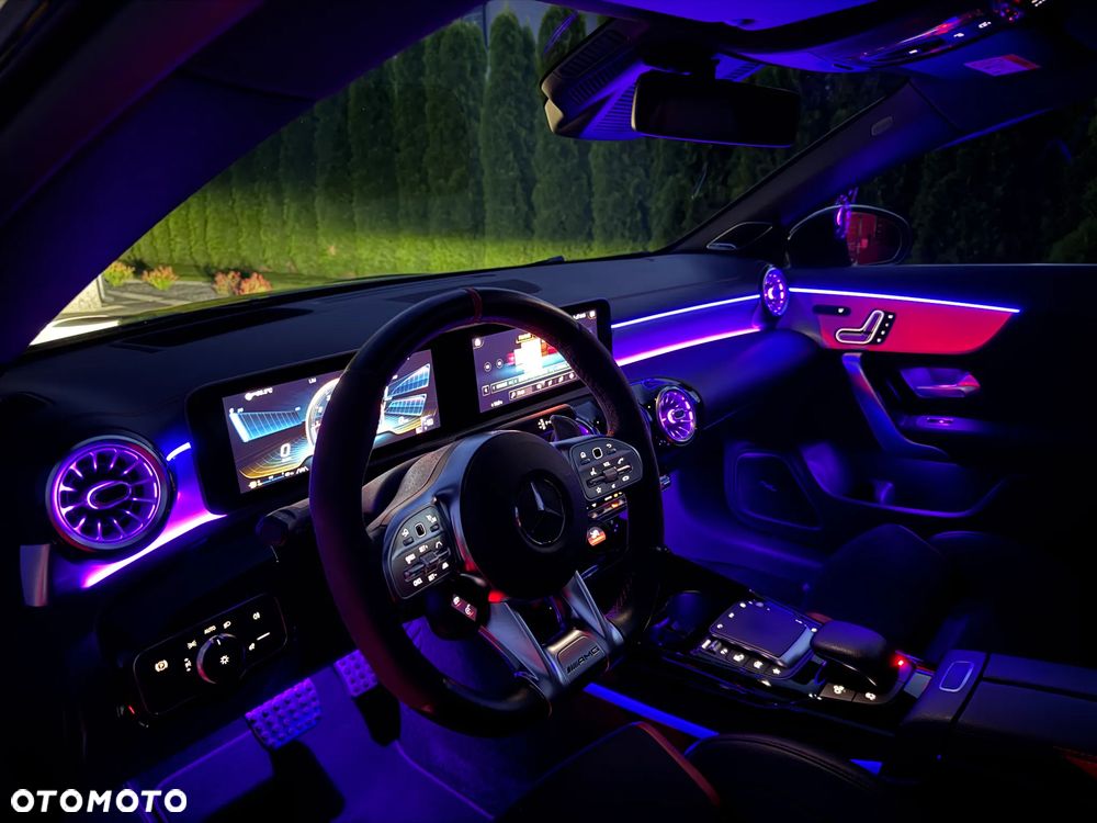 Mercedes-Benz CLA AMG 45 S 4-Matic 8G-DCT - 2