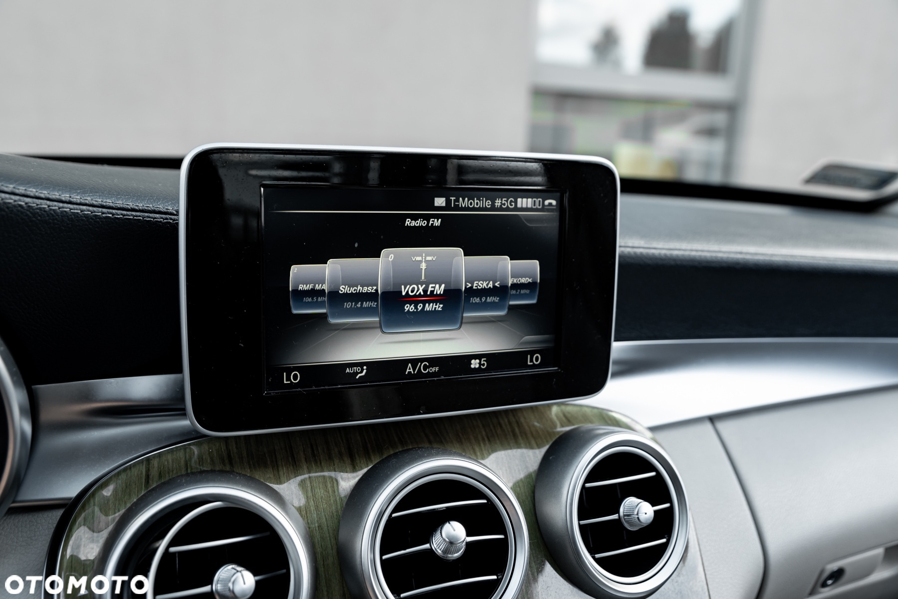 Mercedes-Benz Klasa C 250 7G-TRONIC - 35