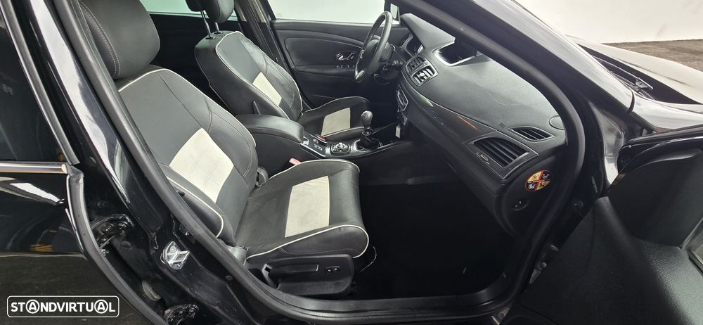 Renault Mégane Sport Tourer ENERGY dCi 110 Start & Stopp Bose Edition - 11