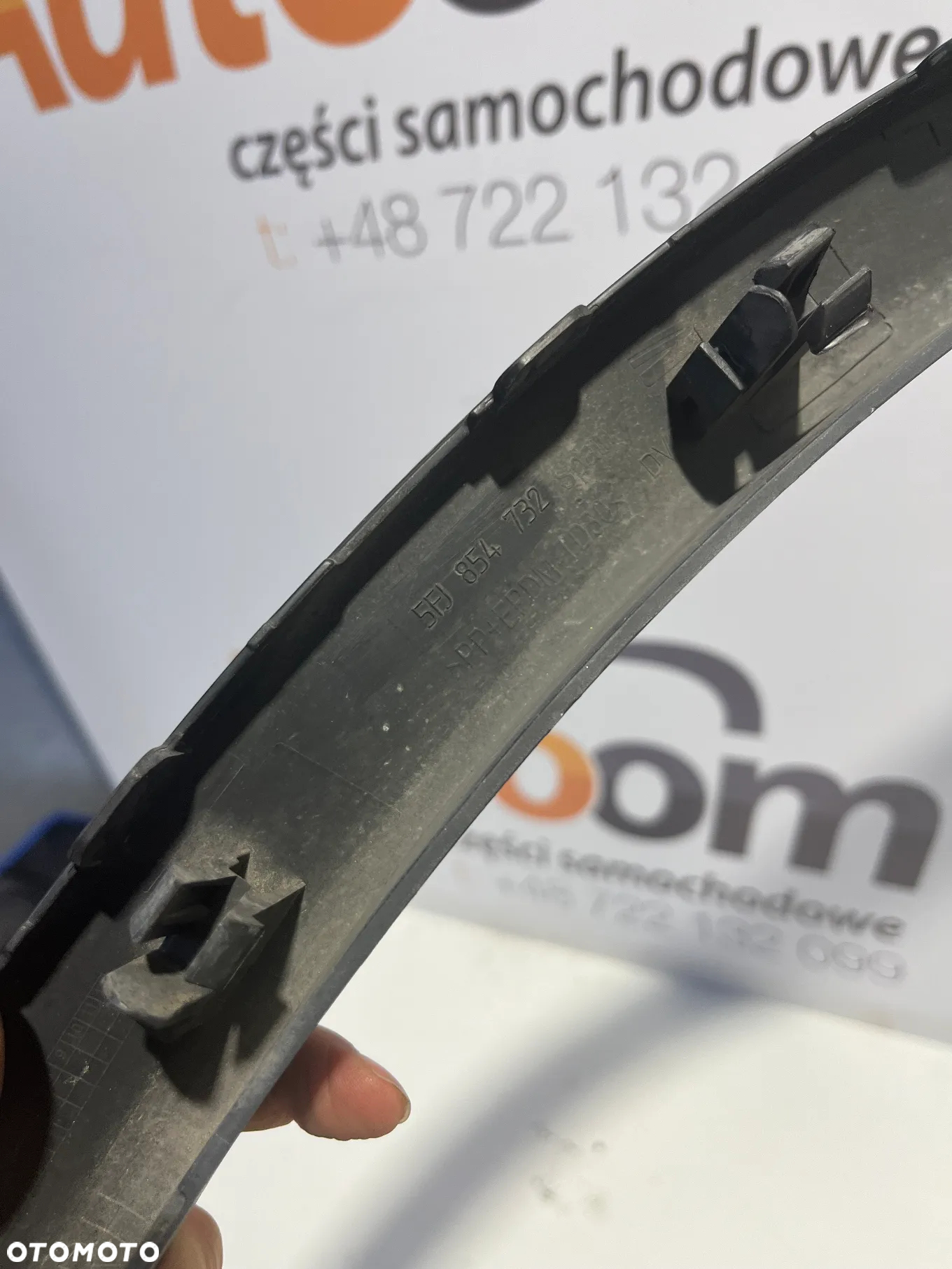 SEAT TARRACO FR LISTWA NA BLOTNIK PRAWA PRZÓD 5FJ854732 - 4