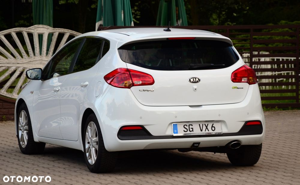 Kia Ceed - 14