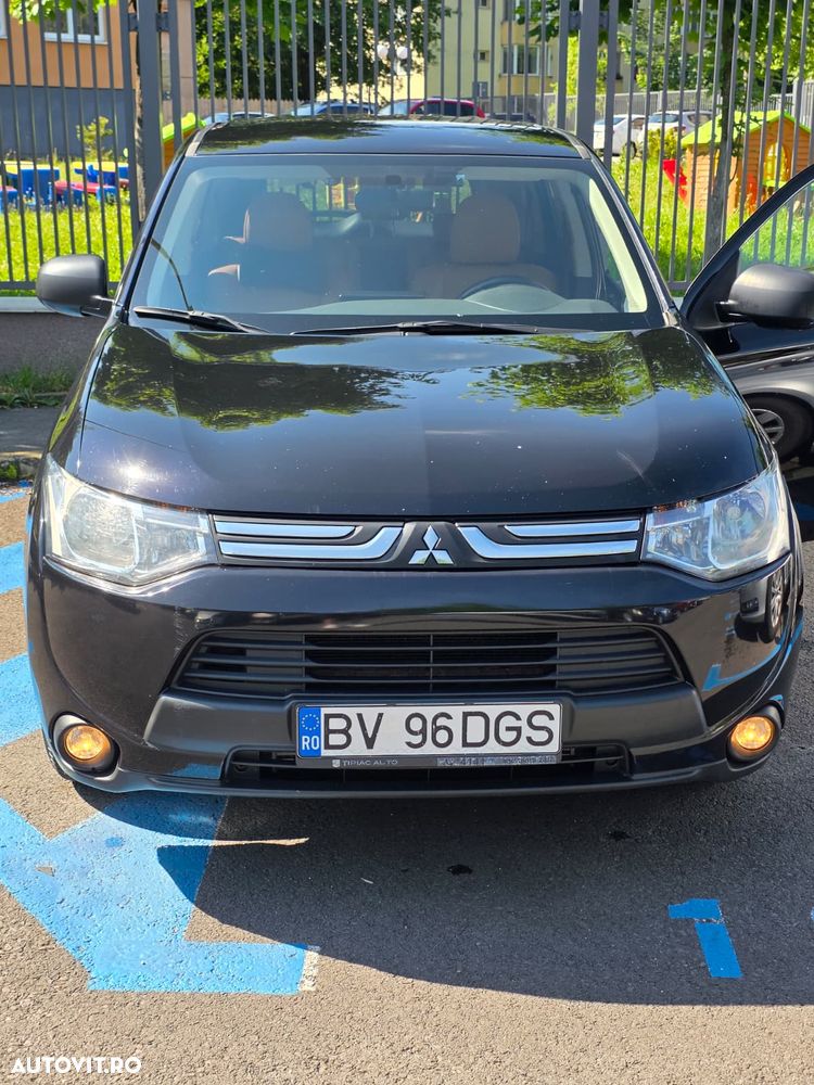 Mitsubishi Outlander 2.2L DI-D AS&G 6MT 4WD Invite+ A02 - 8