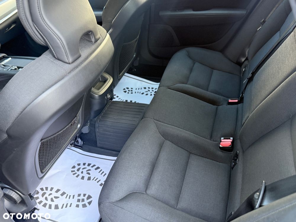 Volvo V90 D3 AWD Geartronic Momentum - 7