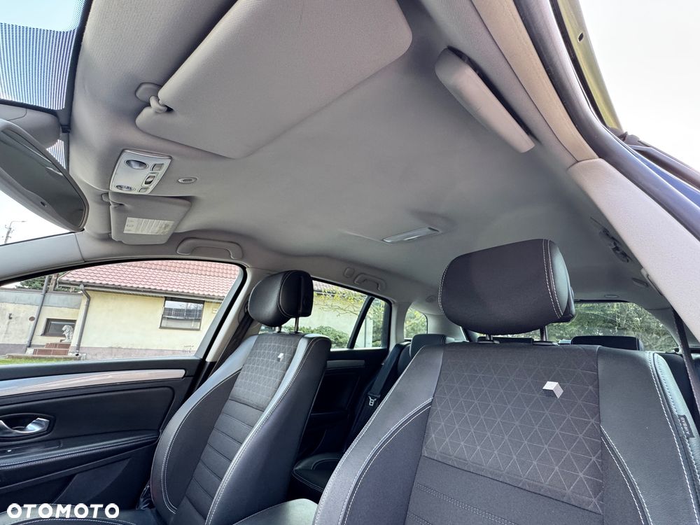 Renault Laguna 2.0 dCi Initiale - 29