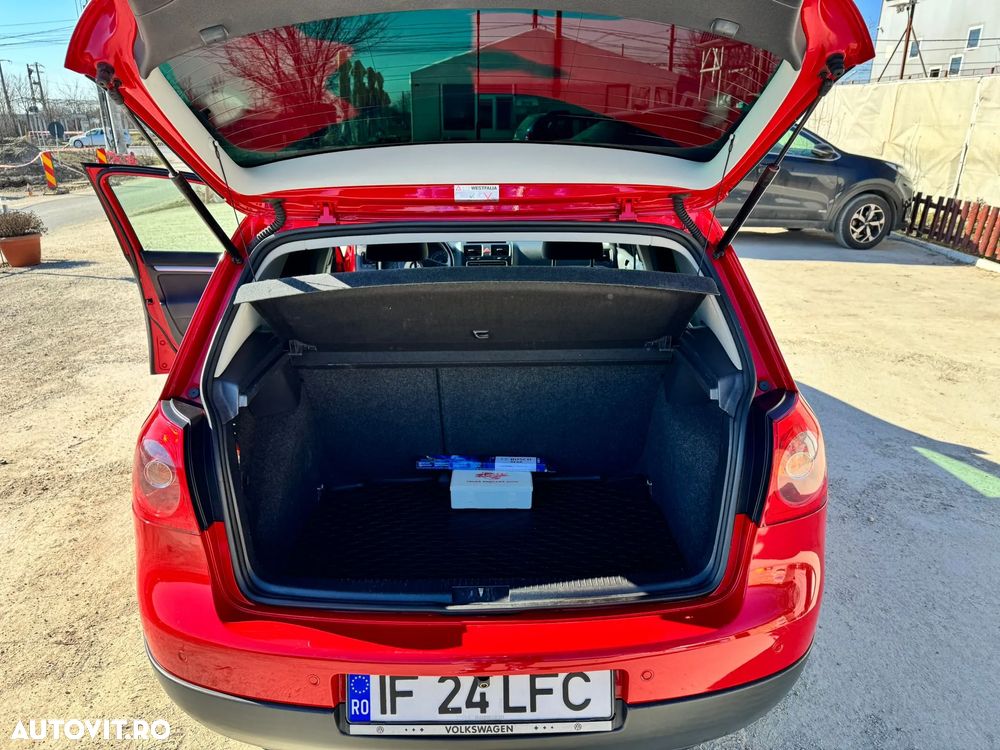 Volkswagen Golf 1.4 TSI DSG United - 9