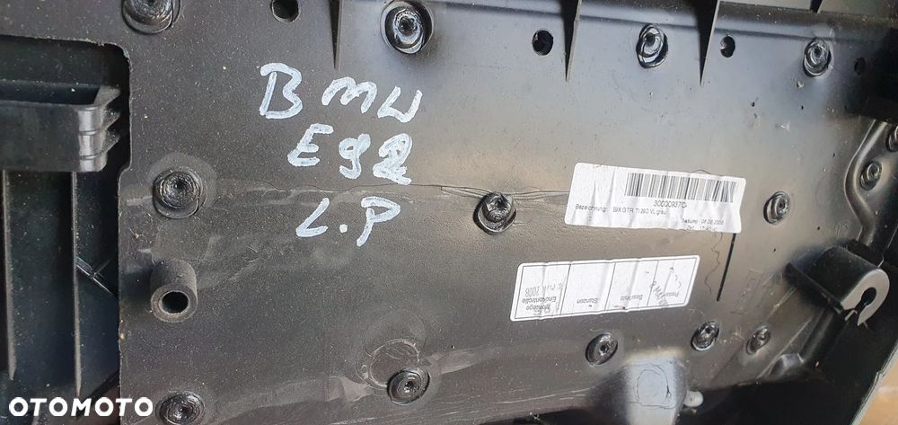 Boczek tapicerka lewy przód BMW 3 E92 E93 - 6