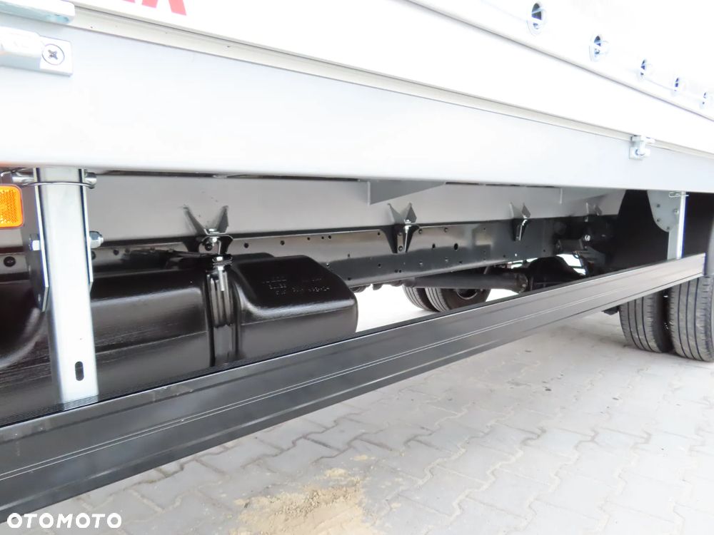 Iveco DAILY 50C18 Hi-Matic Firana Obustronna + Dach Suwany Skrzynia 6310 mm 12 Euro Palet Rozstaw Osi 4750 mm WZMACNIANY Full Opcja Wyposażenia Stan Wizualny I Techniczny NOWY Tak Jak Z Taśmy Produkcyjnej Gotowy Dostępny OKAZJA POLECAM - 18