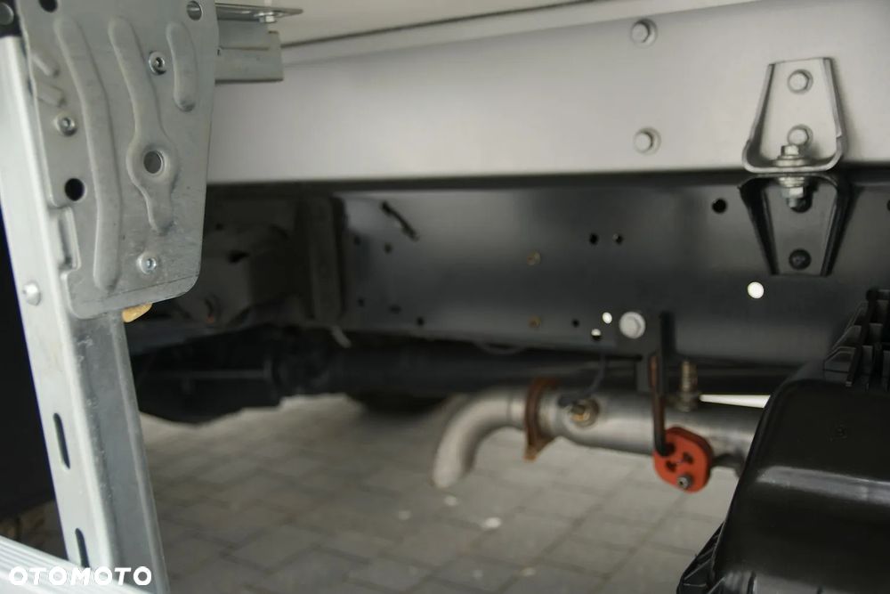 Iveco DAILY 70-170 * CHŁODNIA / MROŹNIA * CARRIER XARIOS 500 * 8 Euro Palet * SUPER STAN! - 15