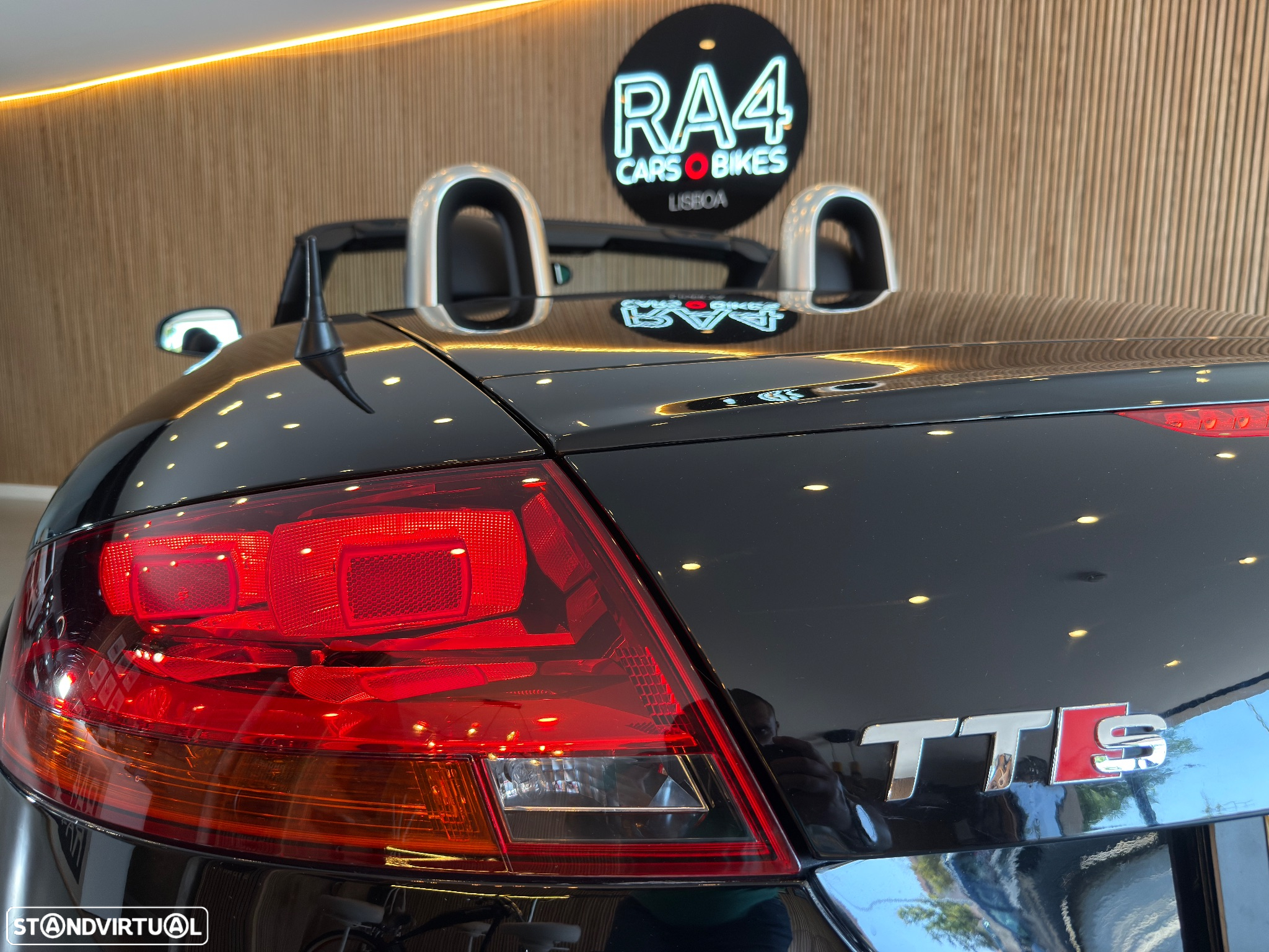 Audi TTS Roadster 2.0 TFSi quattro - 15