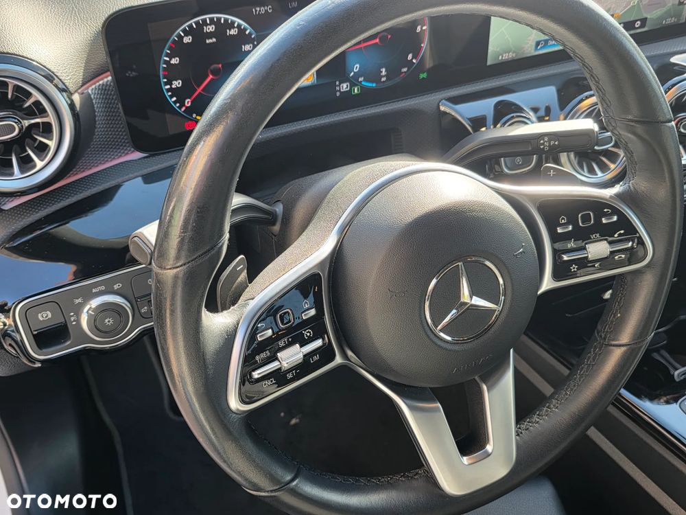 Mercedes-Benz Klasa A 200 d 4-Matic Progressive 8G-DCT - 20