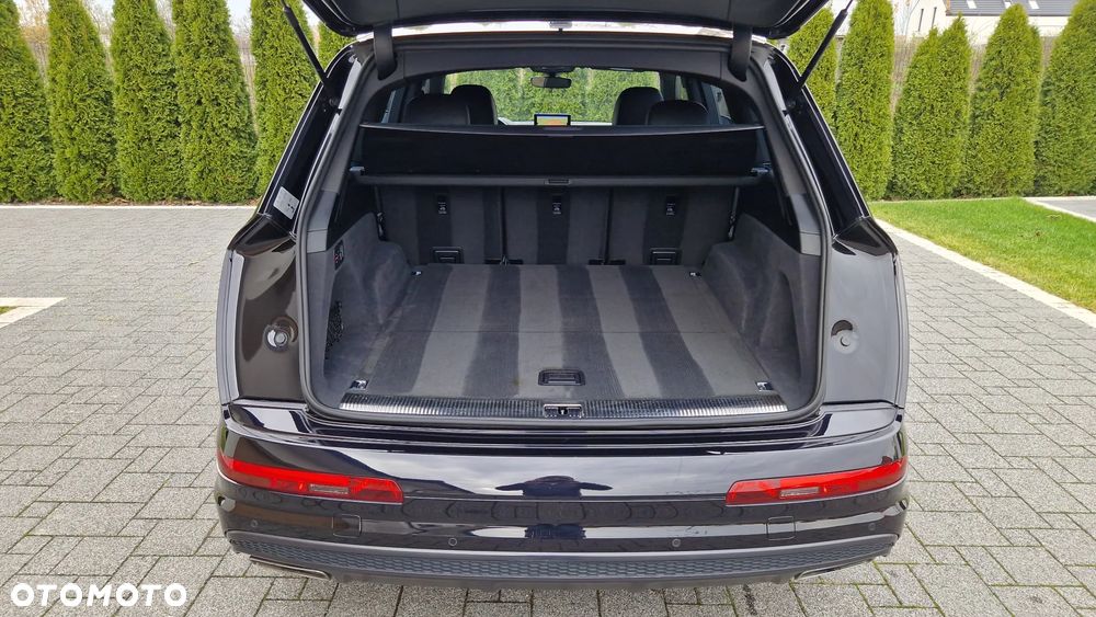 Audi Q7 - 36