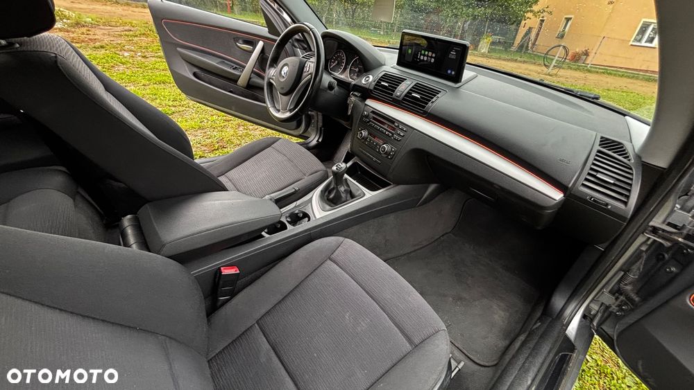 BMW Seria 1 116d - 13