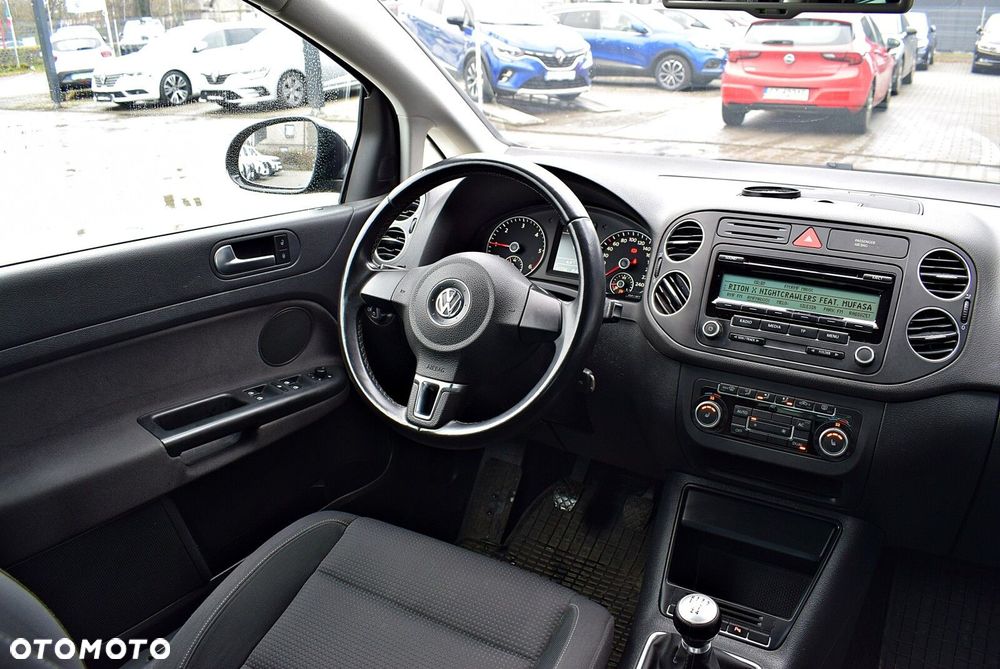 Volkswagen Golf Plus - 13