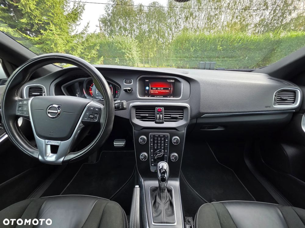 Volvo V40 T3 Drive-E R-Design Momentum - 16