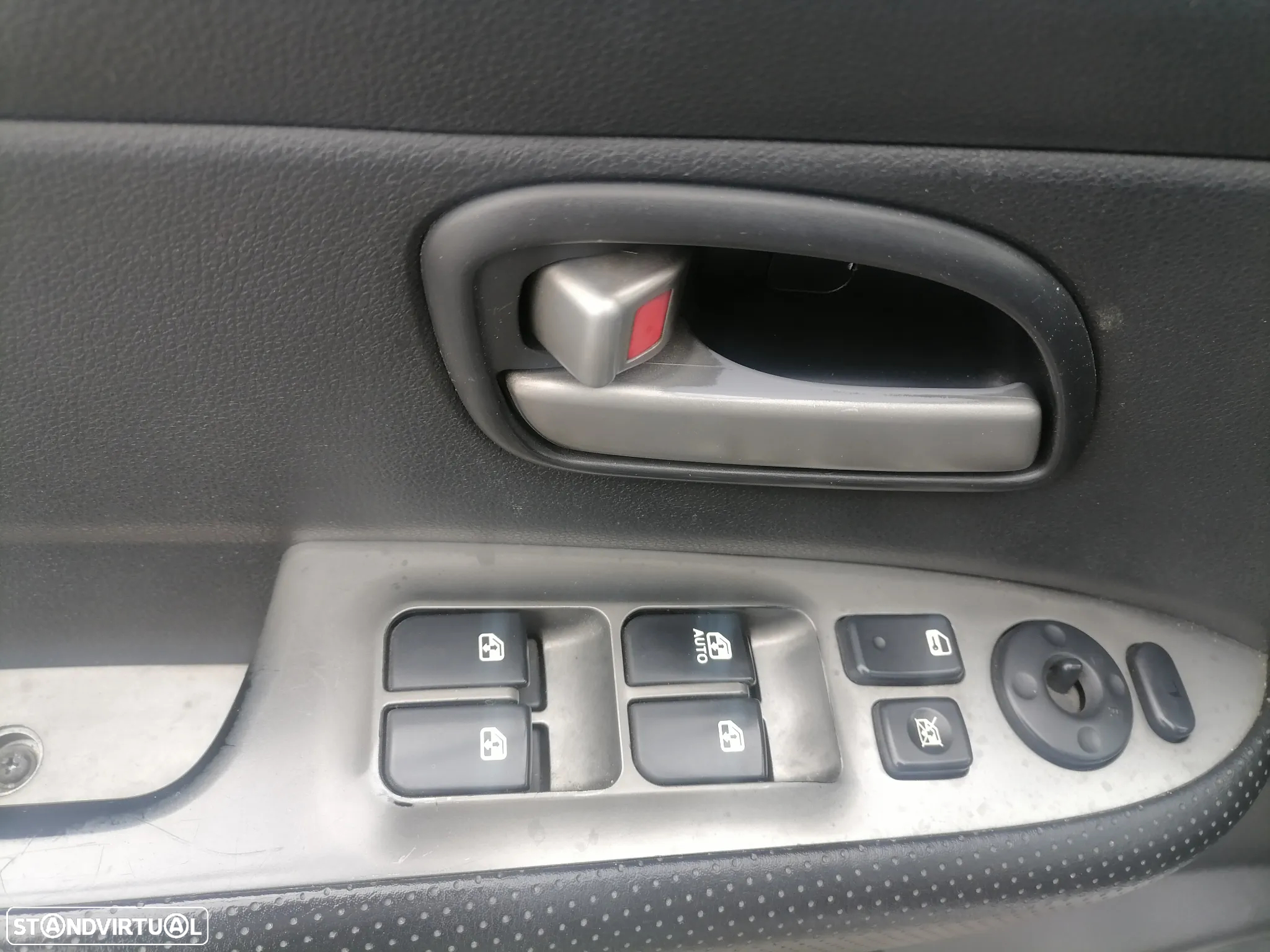 Kia Carens 2.0 CRDi EX - 14