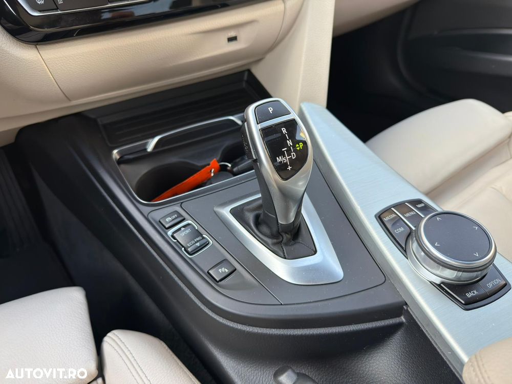 BMW Seria 3 320i Aut. M Sport - 6