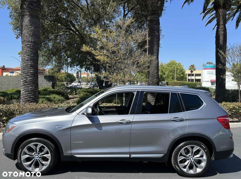 BMW X3 28i xDrive - 4