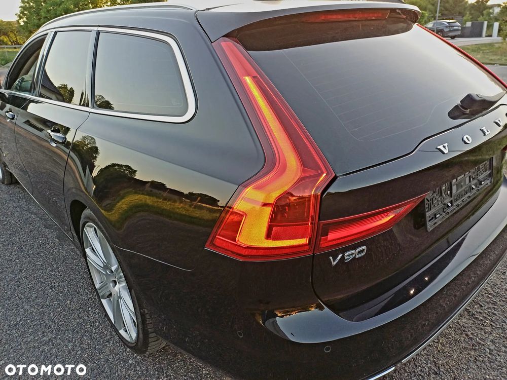 Volvo V90 D5 AWD Geartronic Momentum - 9