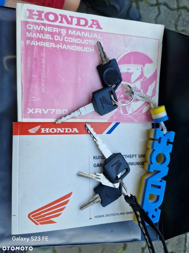 Honda XRV - 8