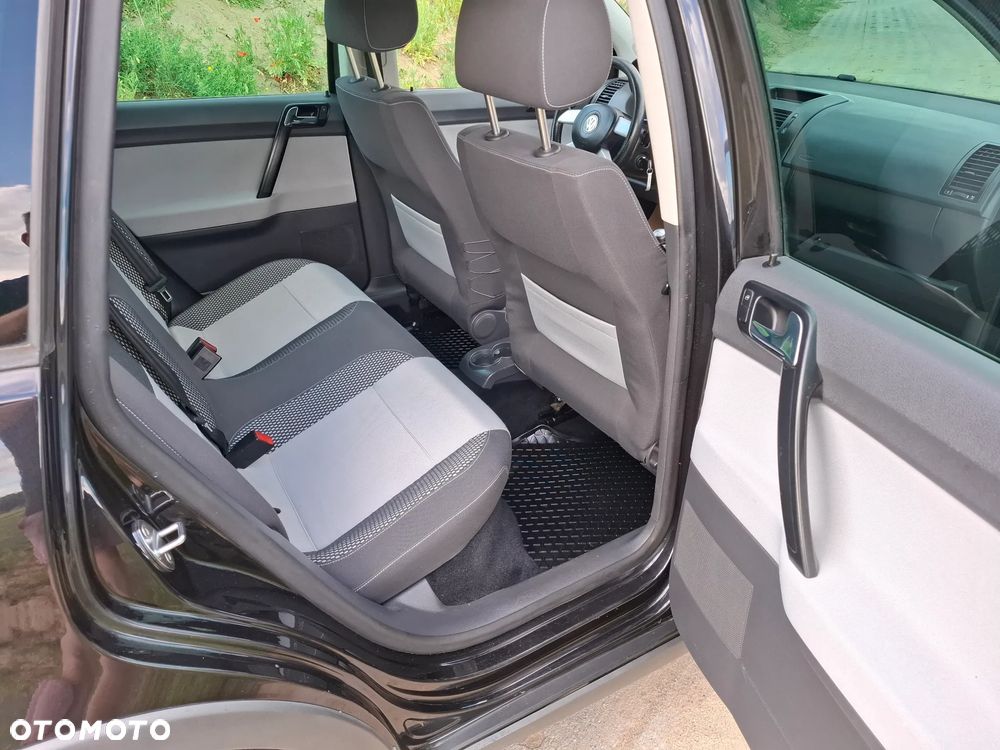 Volkswagen Polo Cross - 9