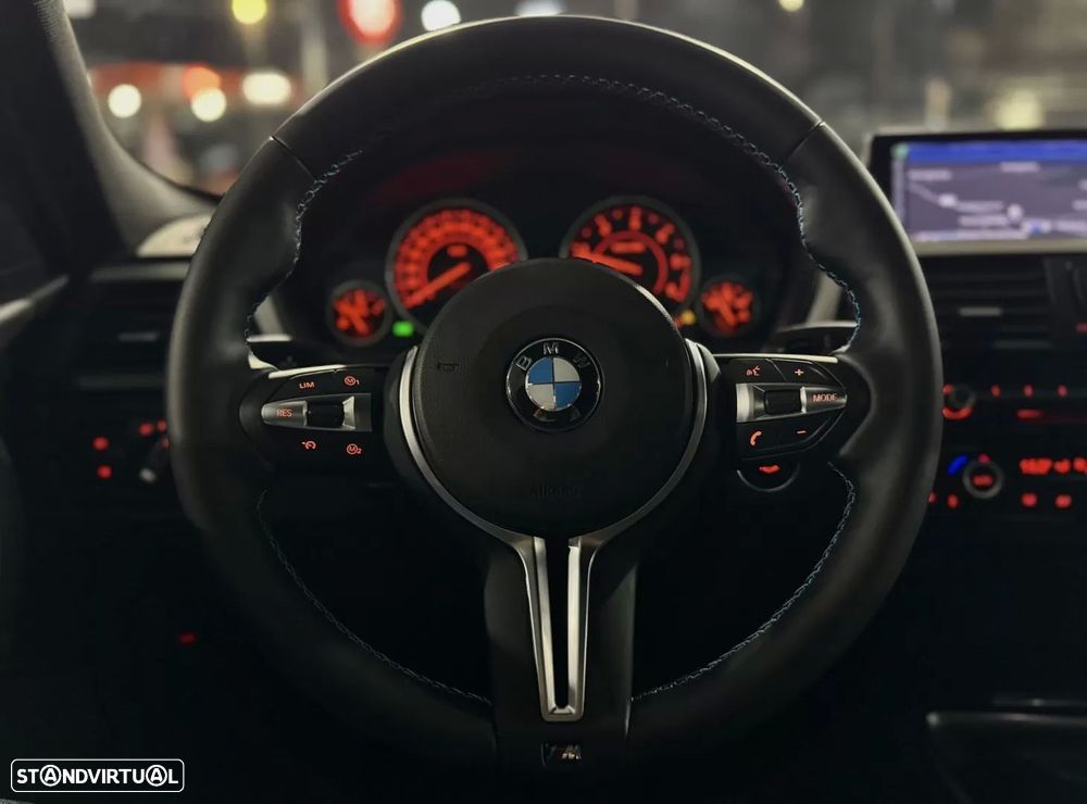 BMW 320 d Sport Line - 26