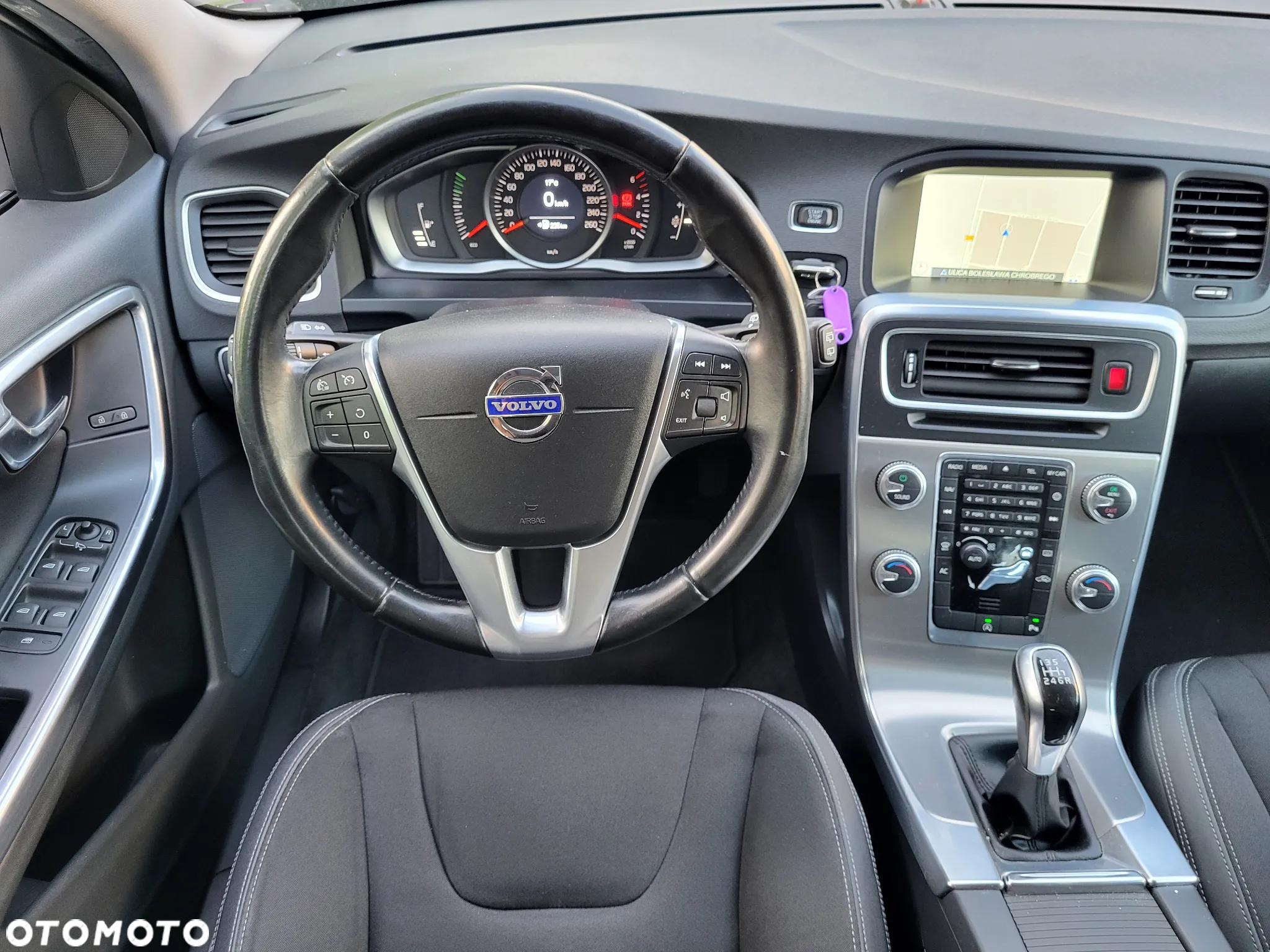 Volvo V60 D4 Drive-E Ocean Race - 32