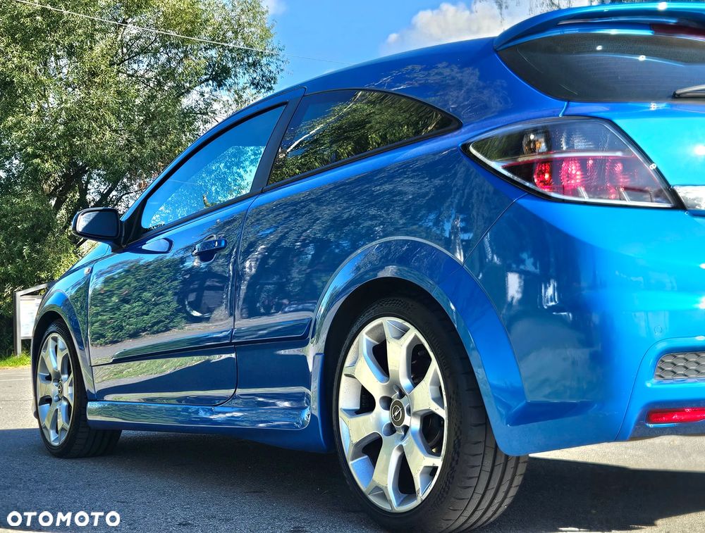 Opel Astra OPC - 14