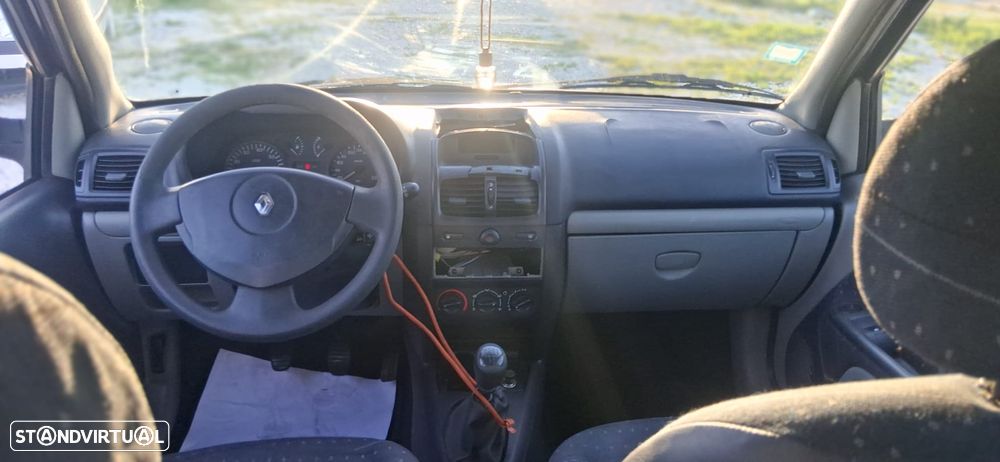 Renault Clio 1.5 dCi Expression - 6