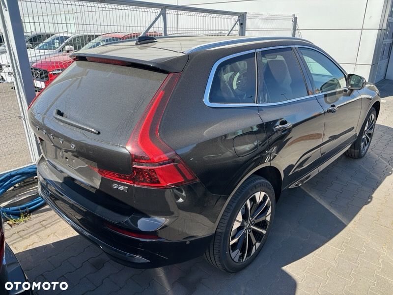 Volvo XC 60 B5 B AWD Ultimate Bright - 3