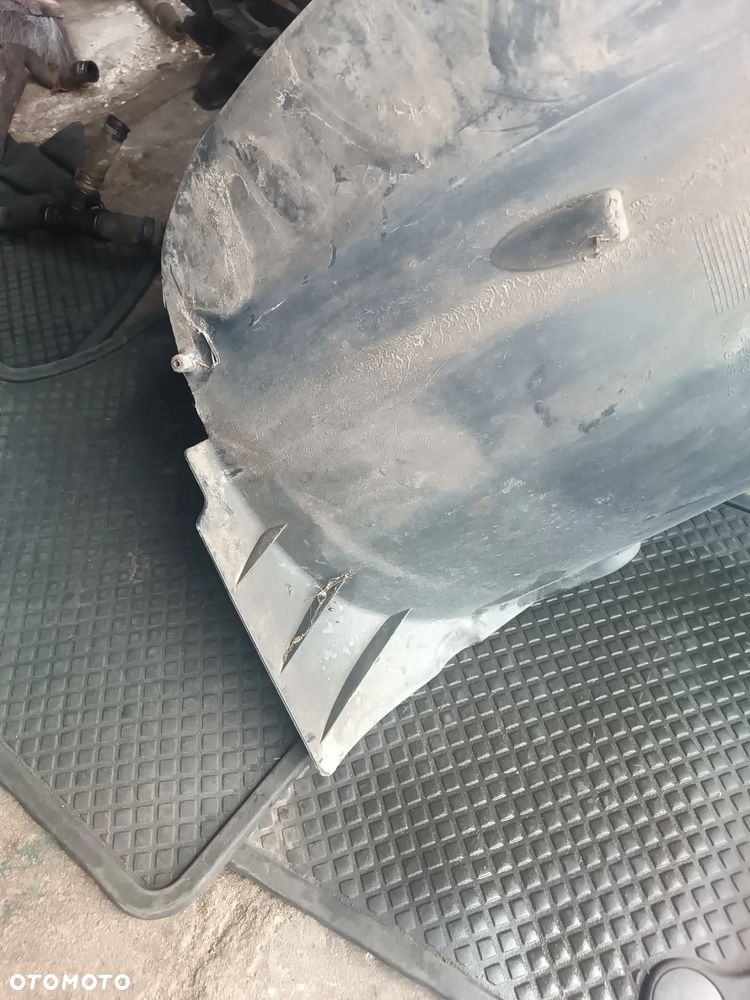 RENAULT CLIO III 05-14  185 NADKOLE PRZÓD LEWE PRAWE 8200289946 - 9